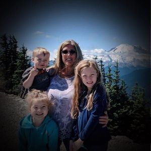 Meet your Posher, Angie